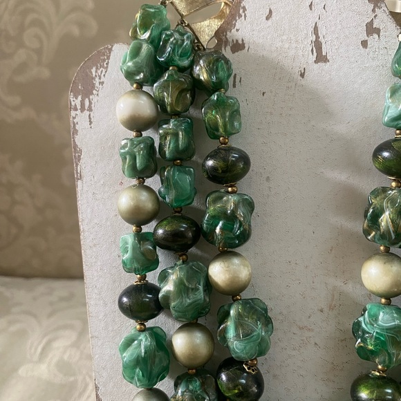 Vintage Three Strand Necklace - Picture 2 of 8